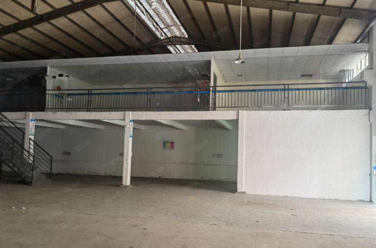 17元500平起分租2000平方仓库出租好进大车有车位免费用