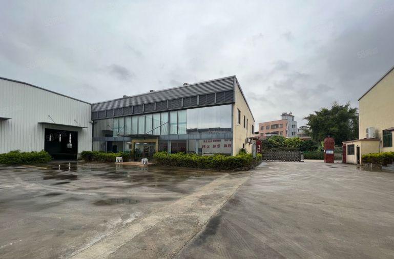 年前特价厂房！仓库出租免租期三个月起大小可分空地很大