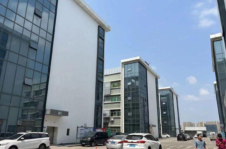 出租8元惠城三栋楼上2500平精装修办公室带地坪漆可分租