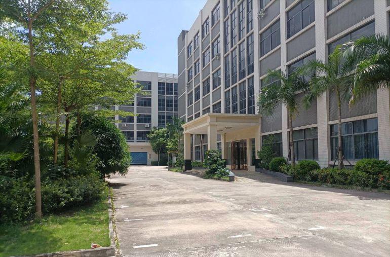 ~~~~~三栋~~~8000平楼上厂房，长度100米~~~~