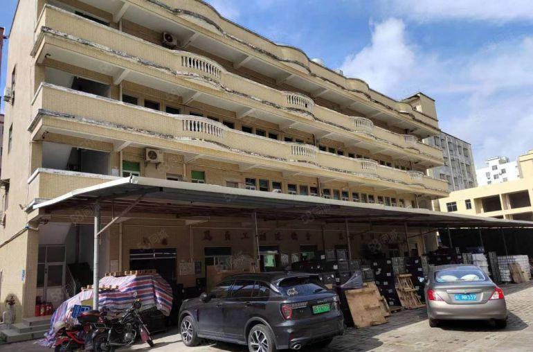 惠城区三栋镇三栋数码园独门独院厂房出租 院子大，进出车方便