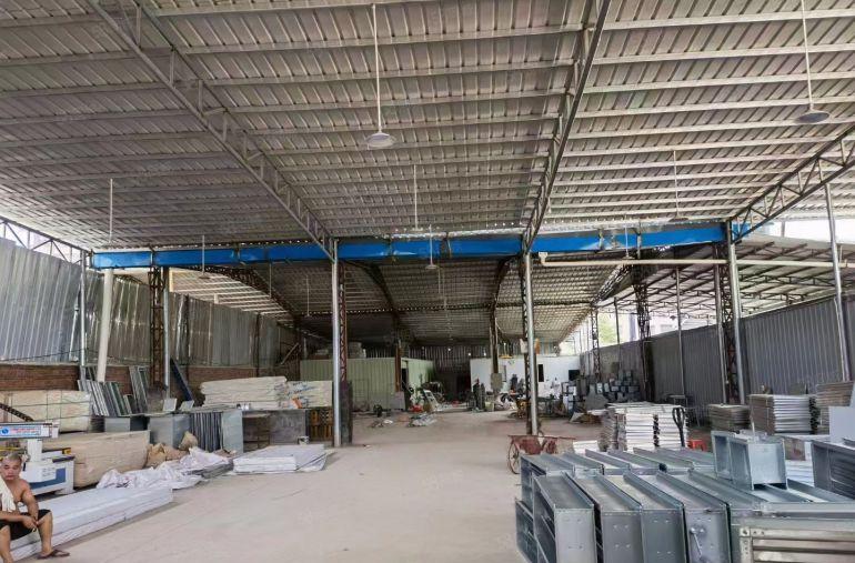 小金口独门独院800平方钢构厂房出租，适合各行各业