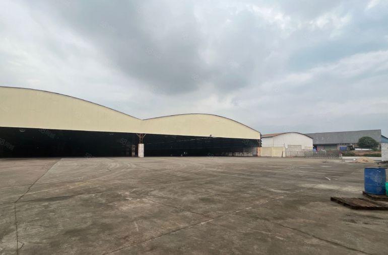 三栋原房东独院厂房，厂房三千平方空地5000平方租金15