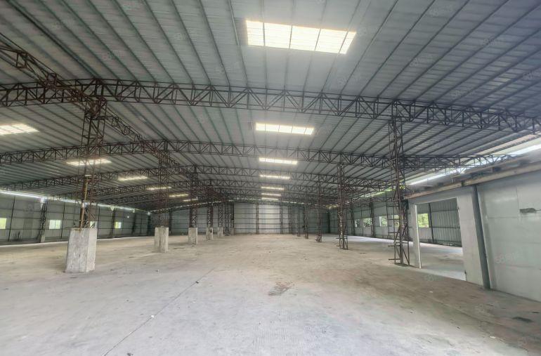 马安新空出独门独院600平钢构厂房，带超大硬化空地