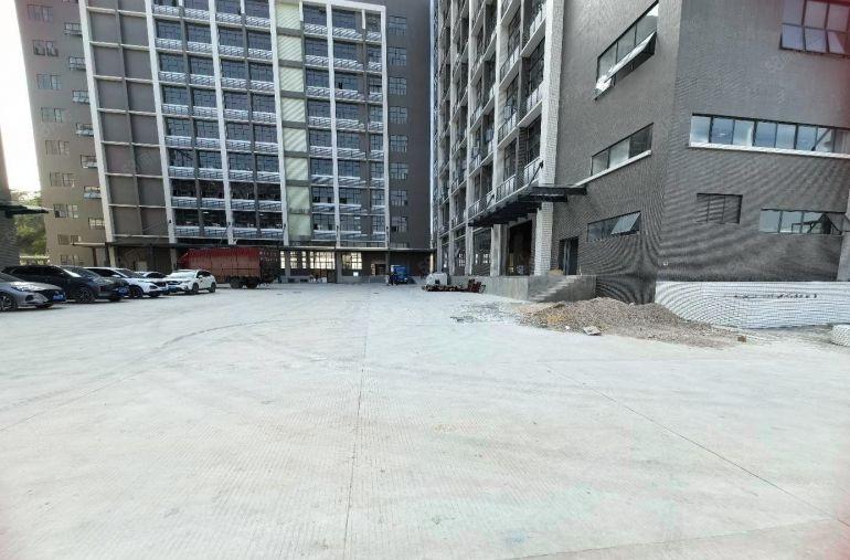 水口工业区新出一楼和楼上单层面积1200平厂房低价出租