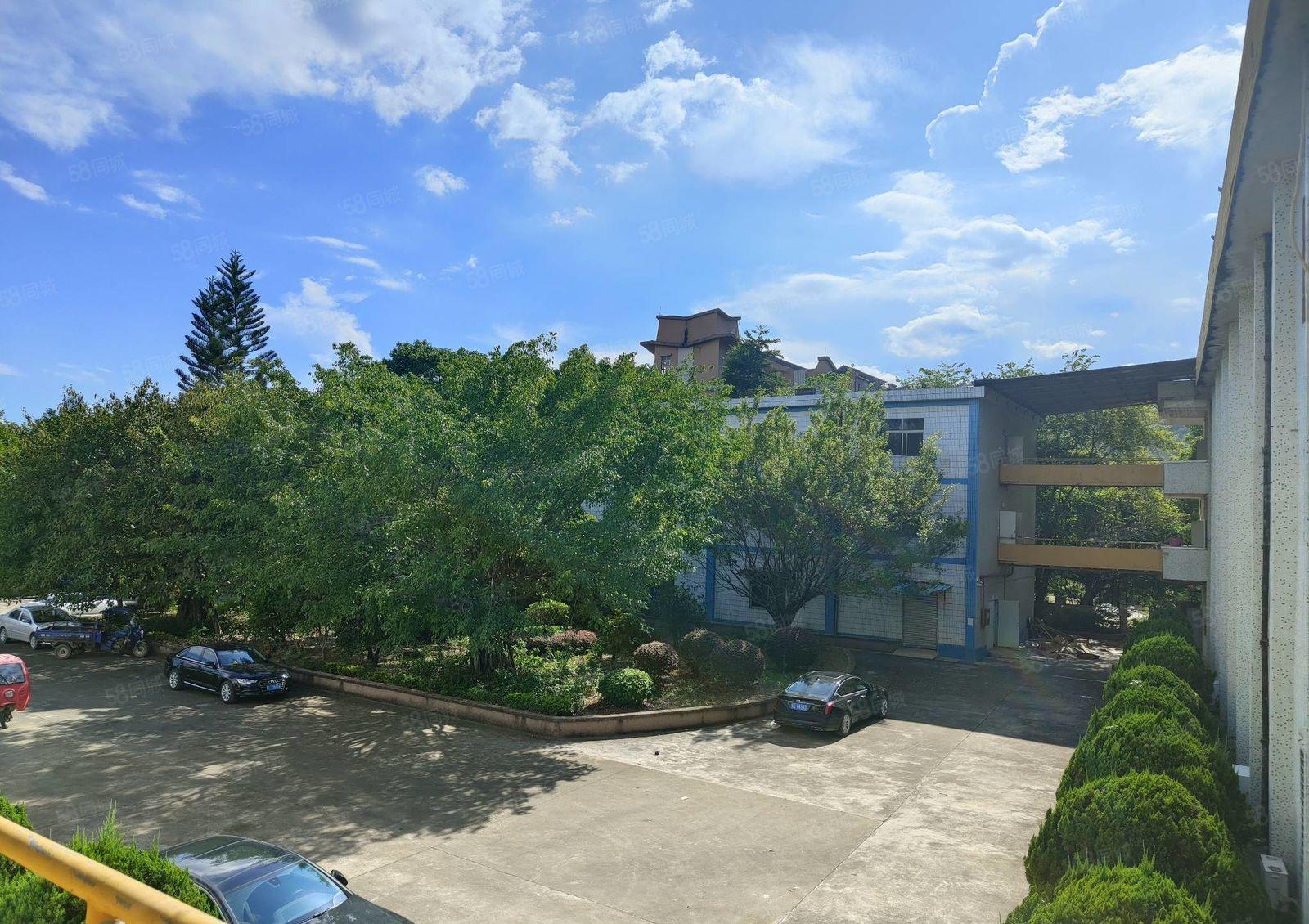 10元！10元！三栋小独院2500平米厂房出租 空地2000