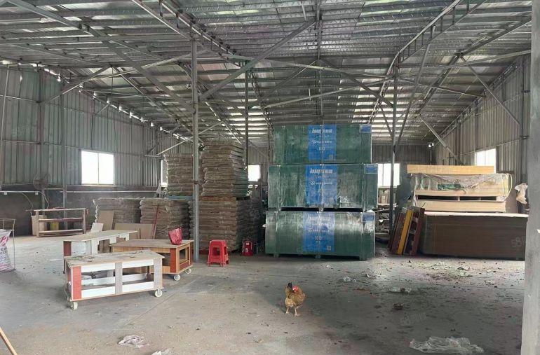 水口一楼900平，可进20米车，带现场办公室，宿舍厨房