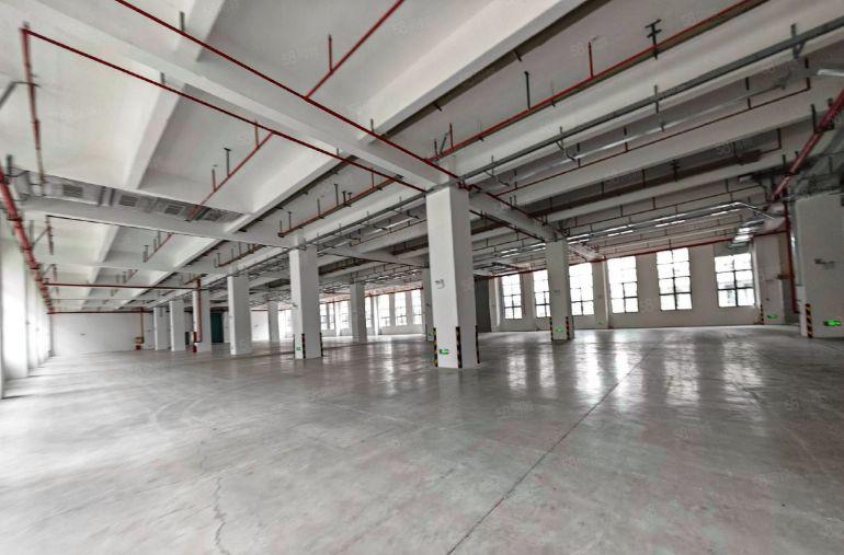 急租三栋镇一楼实际面积1350平，租金实惠，形象好