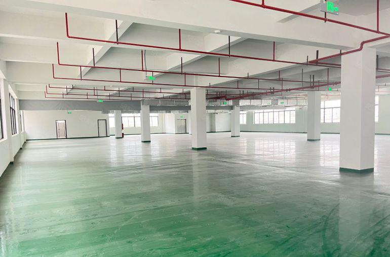 （精装修厂房）小金口9块每平现成装修厂房