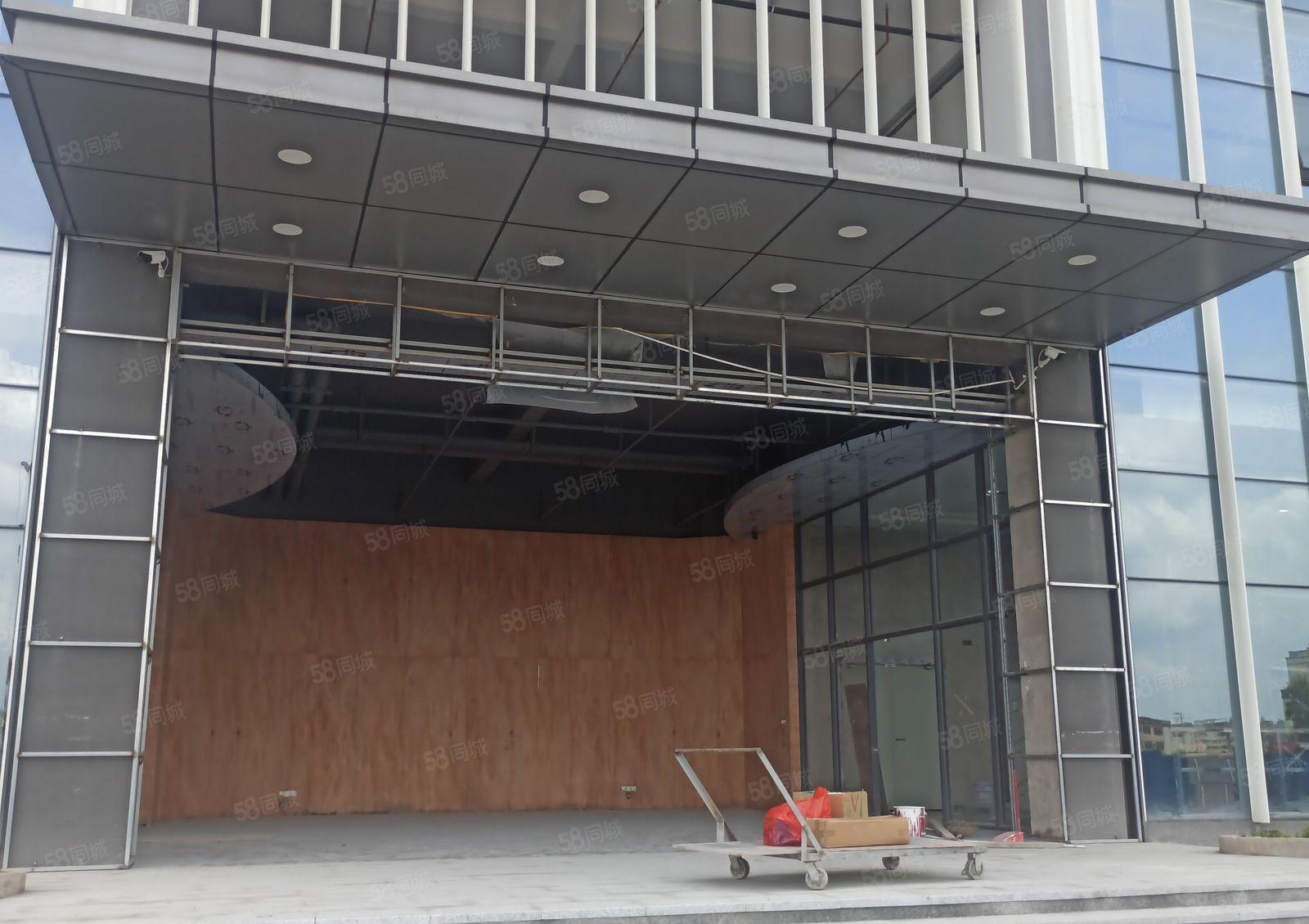 按实际面积]厂房单层面积6600平方可租1至2楼半层 带装修