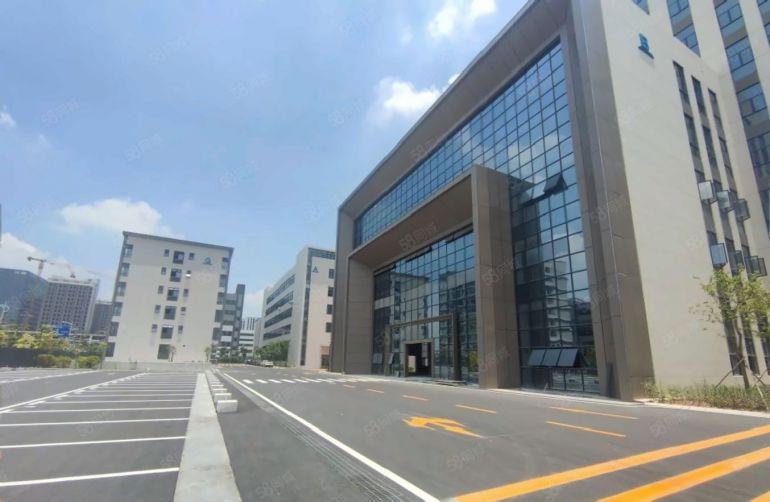 高端厂房！精装修可直接使用小金口高铁站可分500平方电商仓库