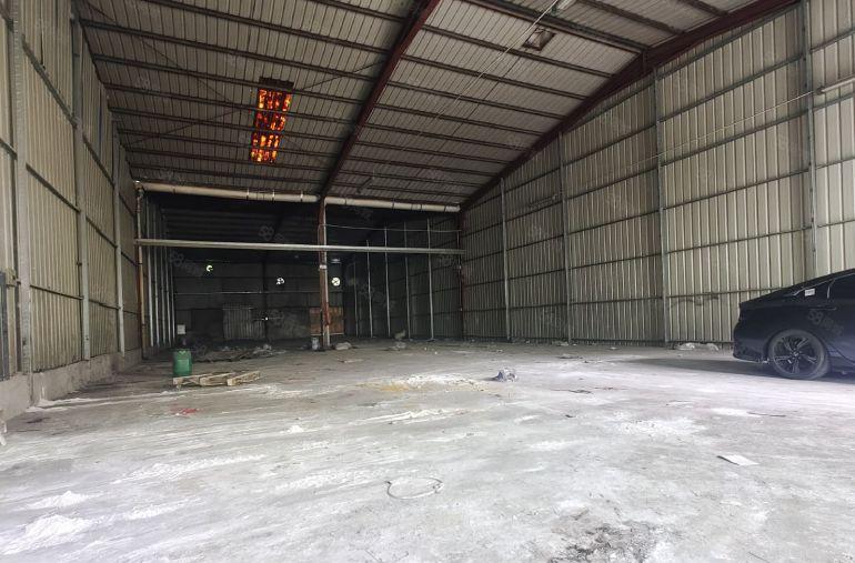 南坑高速路口2400平钢构厂房仓库出租