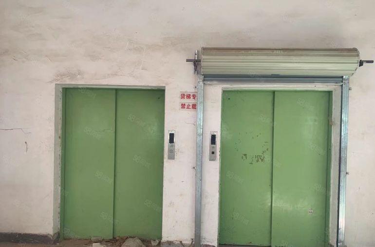 特价8.8元，特价8.8元三和标准厂房独院