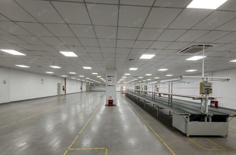 10块！现成装修1300平厂房出租水电到车间周边配套齐全。