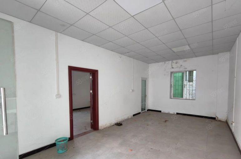 惠阳秋长钢构厂房800平，现成办公装修