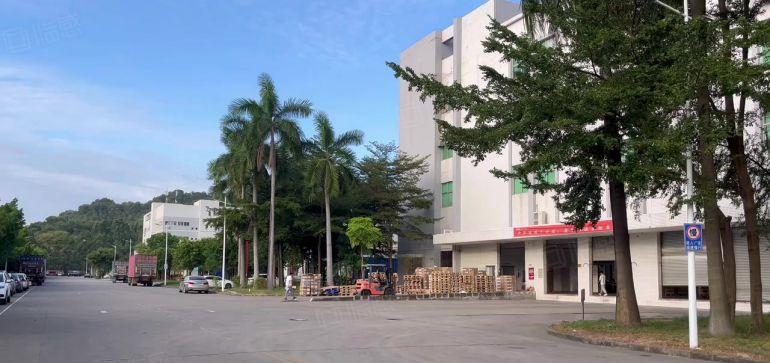 7块！出租三和2800平现成装修厂房仓库出租，可办环评原房东