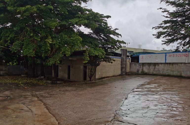 原房东独院10块！现成喷油红本厂房偏安一隅位置安静行业不限