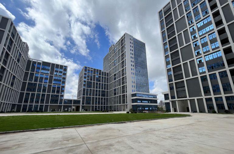 10元！惠阳三和经济开发区20W平红本厂房仓库低价出租可分租