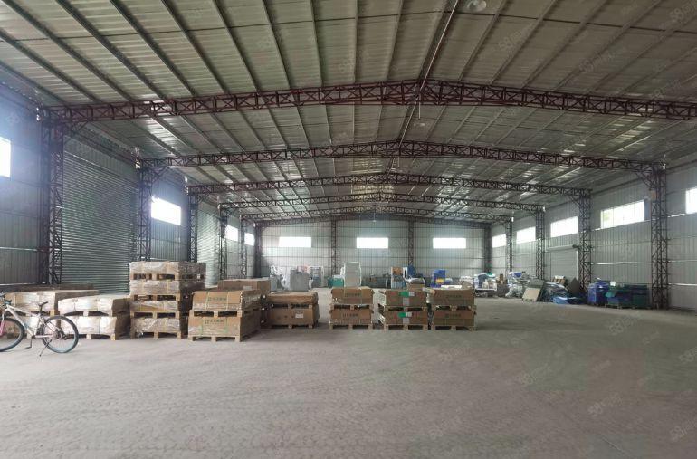 800平米小独院钢构出租，空地有400平米。原房东