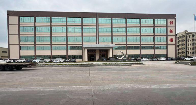 特价5元！镇隆万里工业区楼上原房东2000平厂房出租好招工