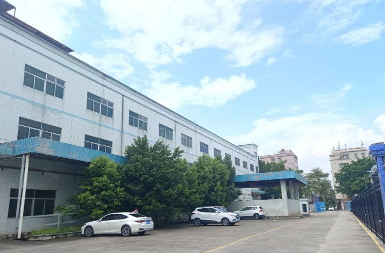 新圩原房东独院厂房面积7000平米现成卸货台一楼层高5.5米