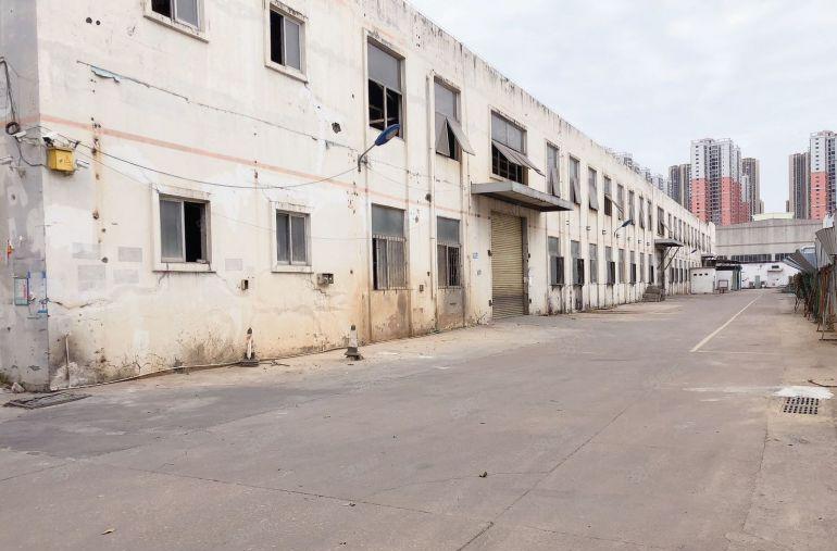 12块！新圩3000平独院现成行车原房东可分租厂房仓库出租