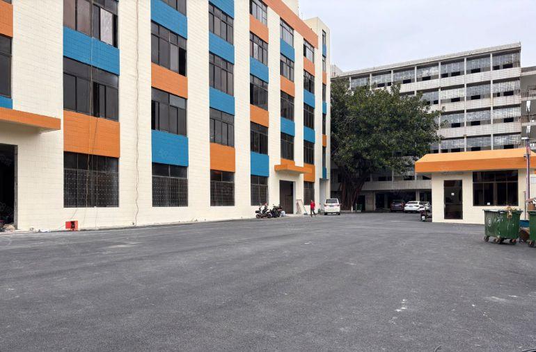 1000平分租，淡水白云坑全新花园式红本精装修厂房低价出租