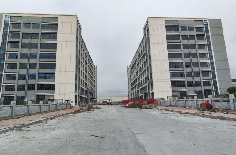 8块！惠阳三和30000平方全新独院红本厂房出租可做污染行业