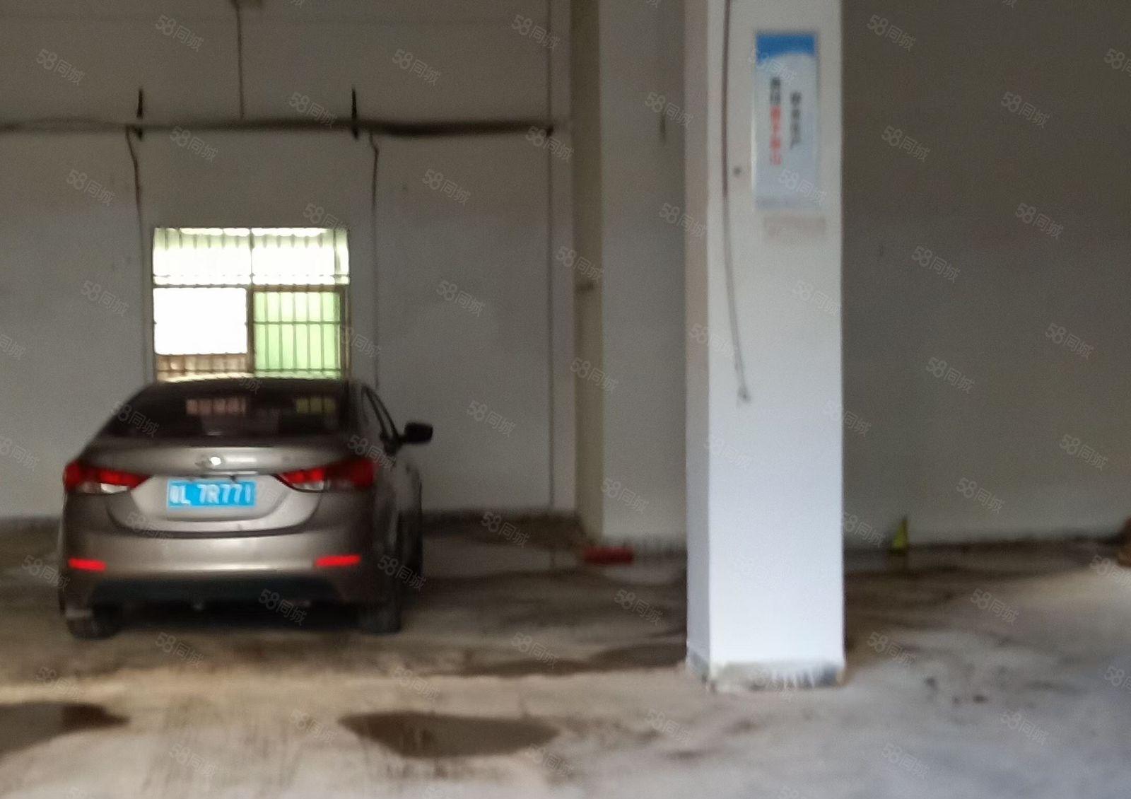 塘口独院2400平方三层有红本厂房出租