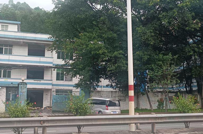 惠阳新圩205国道边新出红本独院标准厂房6800平招租