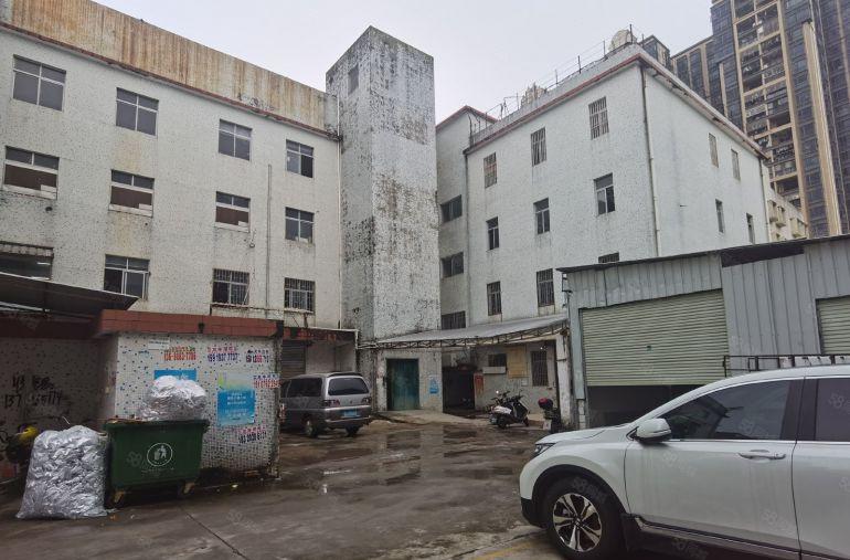 惠阳秋长新空出小面积厂房租10元一平方