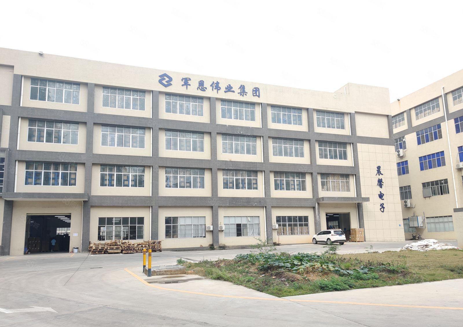 惠州镇隆原房东独院红本厂房34层在租1800平两部三吨货梯