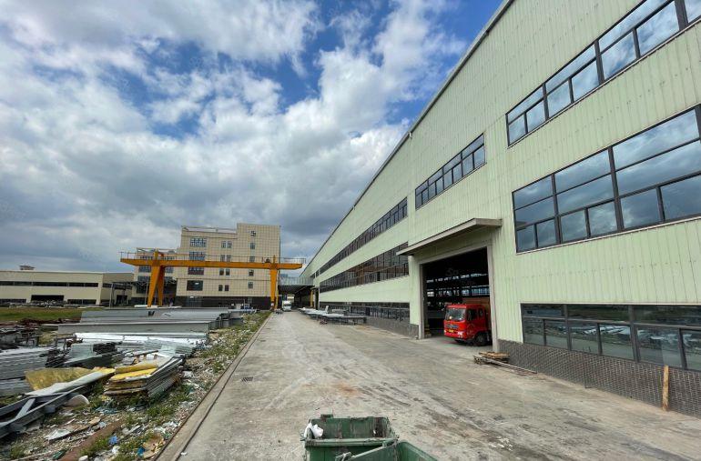 惠阳三和经济开发区独栋单一层钢构1万平方厂房出租高13米可分