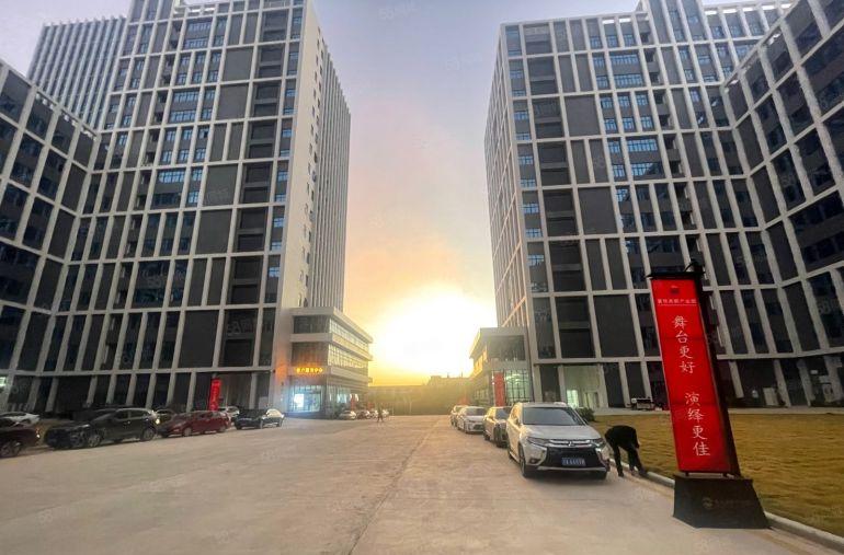 惠阳区三和经济开发区高速出口全新产业园22万平方厂房出租可分