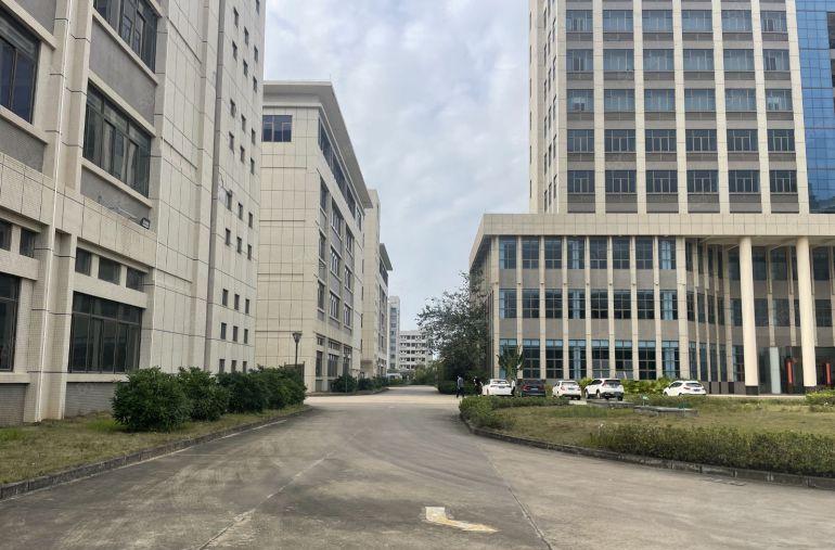 10元一方！惠阳三和2000平二楼厂房仓库低价出租 大小分租