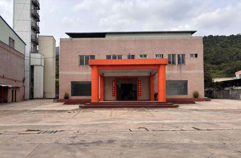 独院3000平13块厂房仓库出租现成水电带4部行车可分租。