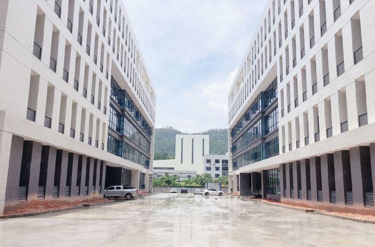 刚刚建好验收过关18000平原房东友情价出租无公摊