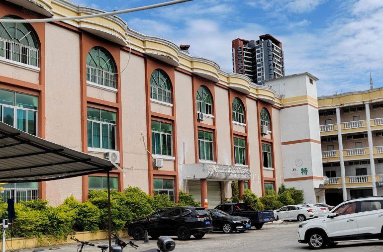 秋长1000平原房东独门独院厂房房仓库出租可分租