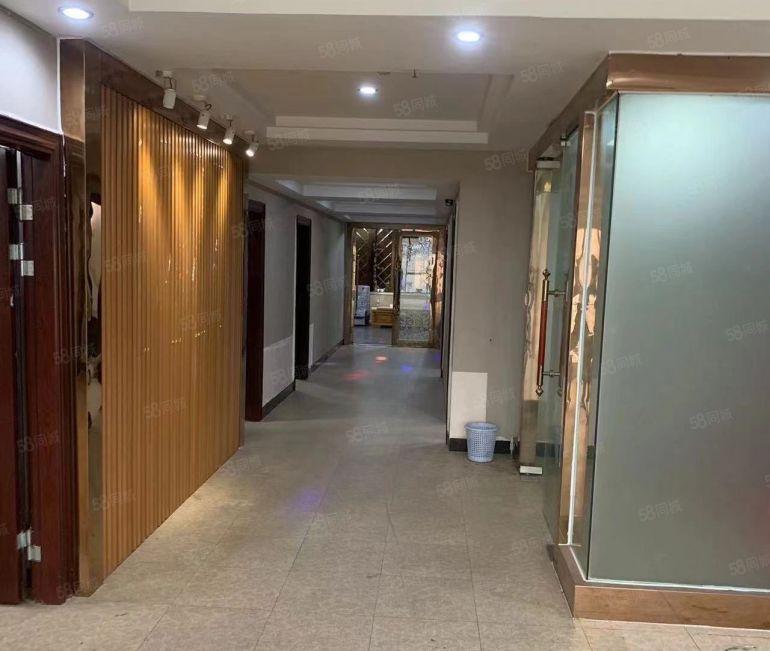 电商好地方  现成装修  配有6台空调