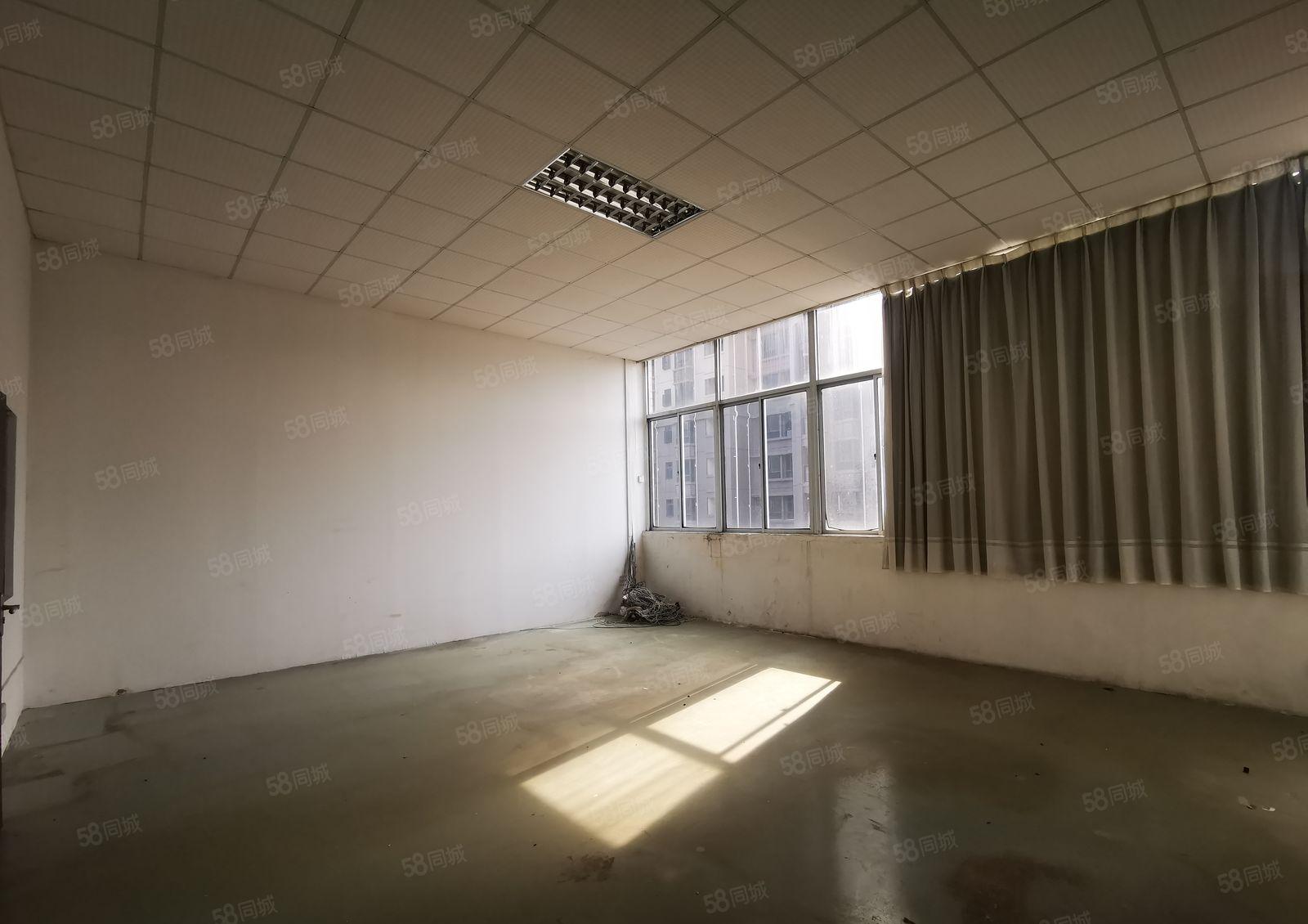 镇隆工业园区原房东报价14元钢构1900平方实际面积出租