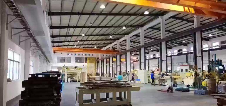 惠州市惠阳区原房东6000平米红本钢结构厂房出租，高度12米