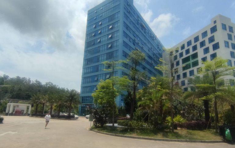 惠阳秋长工业园1000平临深厂房仓库低价出租空地大车位足可分