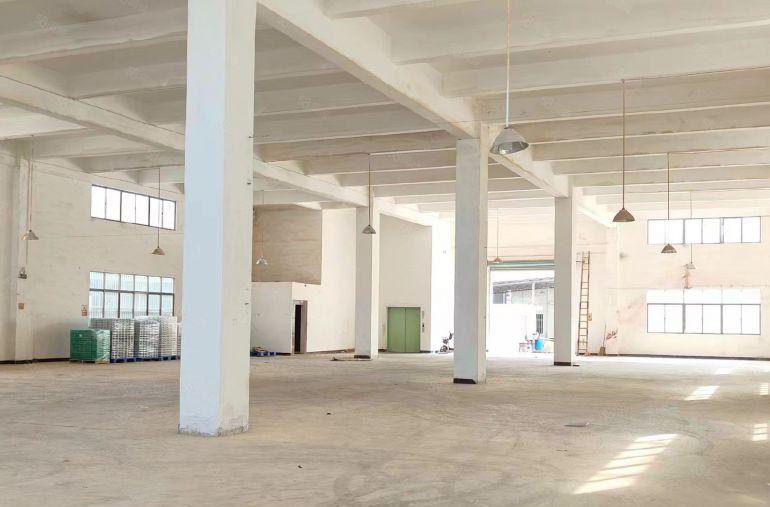 惠阳秋长原房东独栋厂房2620平，现成精装办公室，水电齐全