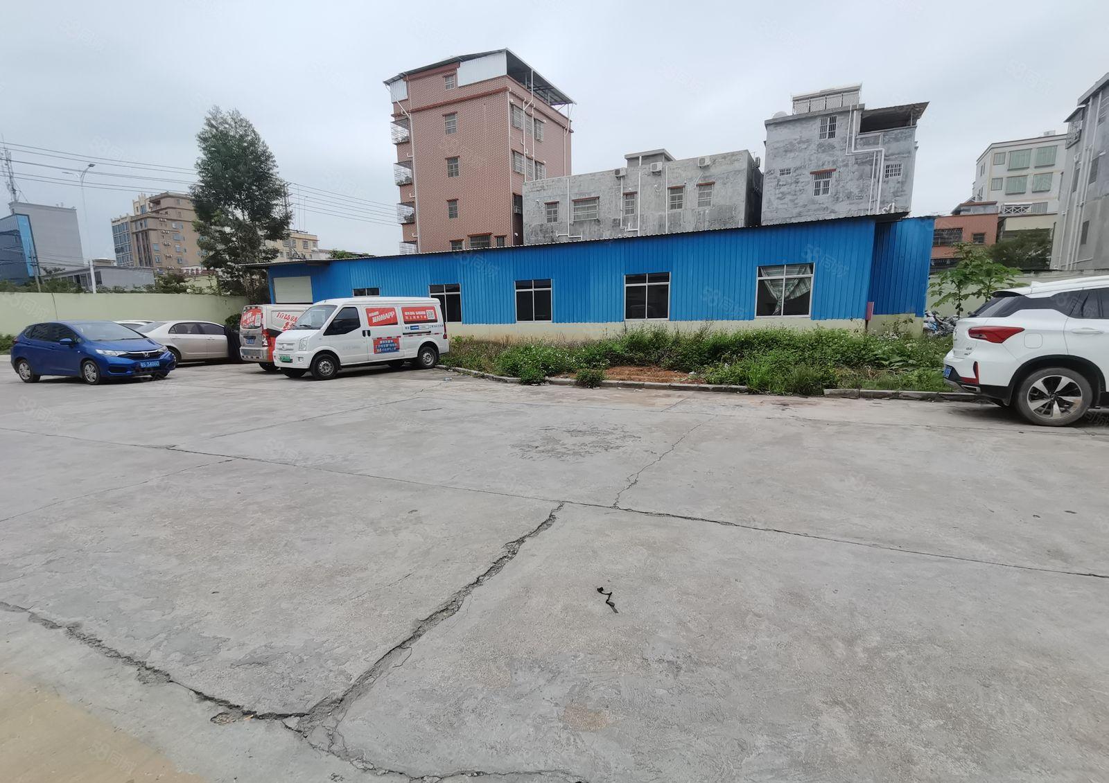 带5百平空地独门独院钢结构厂房出租，可办环评，可进拖头货车，