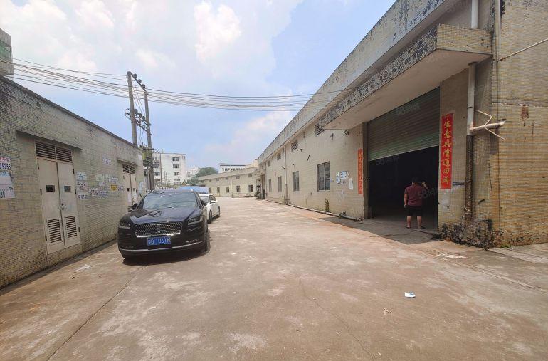 东风原房东独栋钢构厂房1200带现成吊顶