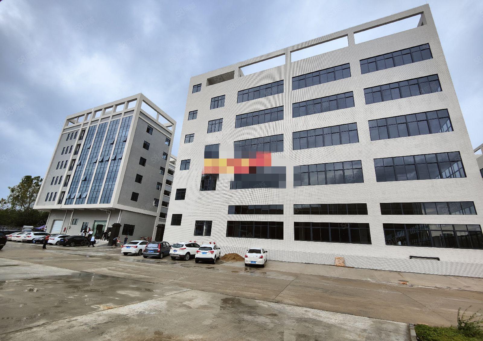 平潭怡发唐群厂旁标准厂房3000平米出租，带装修超大电梯使用