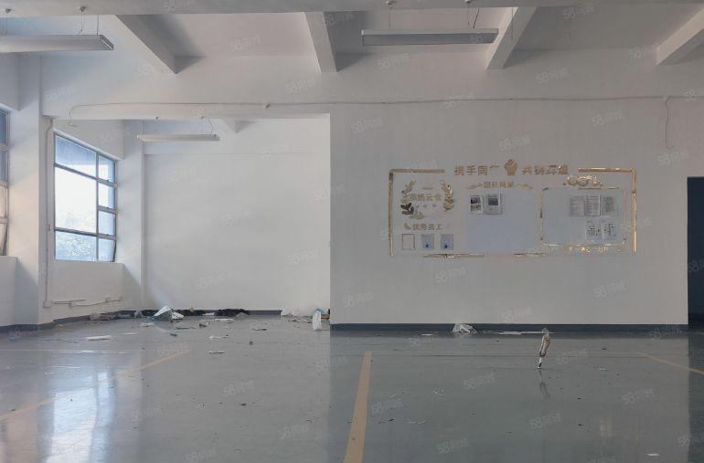 8块，惠阳镇隆楼上1000平带装修厂房仓库出租，可办环评