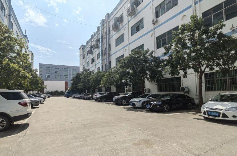 惠州市秋长镇红本标准一楼1100平方带装修带现成行车形象好