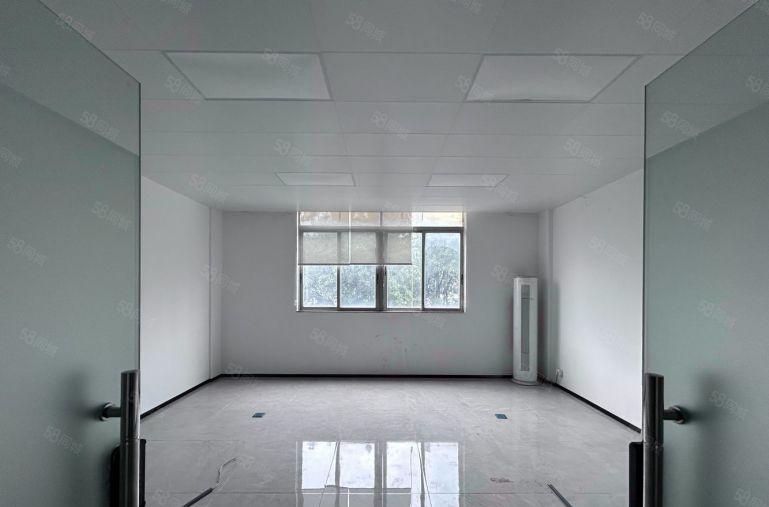 8元起！秋长主干道边上原房东楼上500平米精装修仓库厂房出租