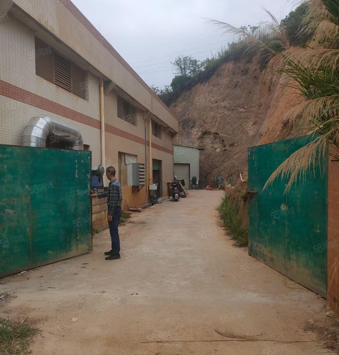 新圩长布新出靠山边小钢构350平